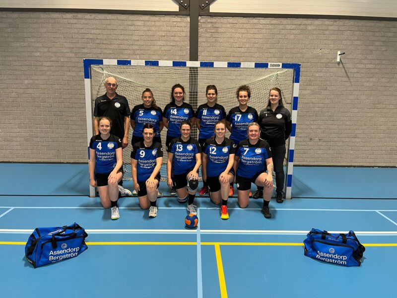 Dames 2 23-24